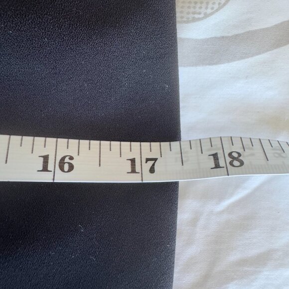 Alice & Olivia Black Ruched Long Sleeve Cocktail Dress - Picture 10 of 11